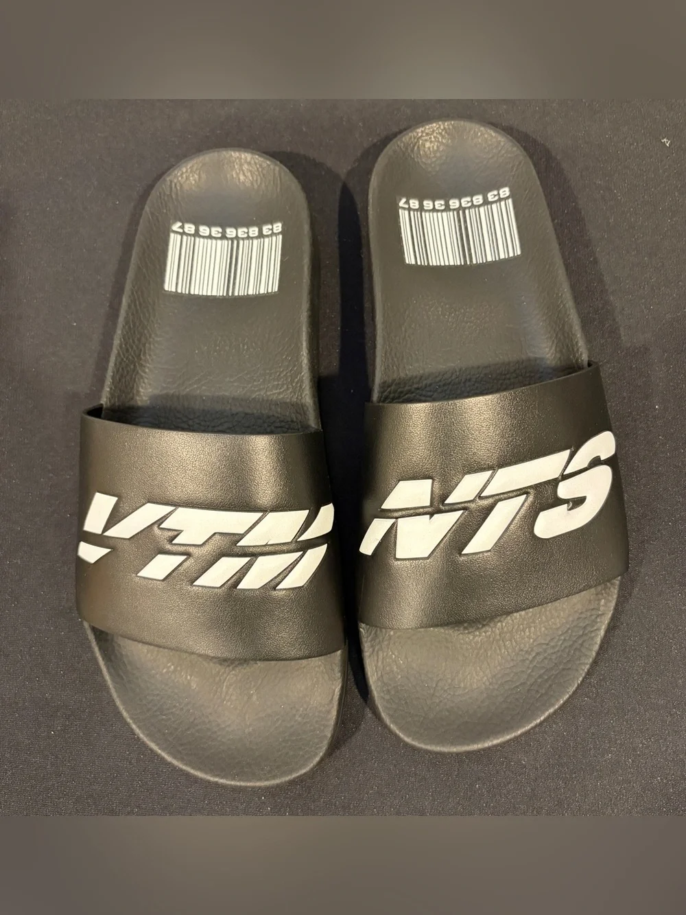 VTMNTS Barcode Slides – Size EU 39 Brand new, never worn pair of VTMNTS Barcode